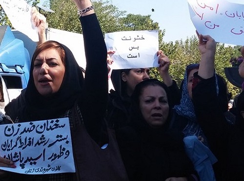 Mahdieh-Golrou-Protest-Acid-Attacks